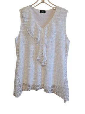 Shannon Ford New York White Lace Sleeveless Blouse Elegant Top coquette boho